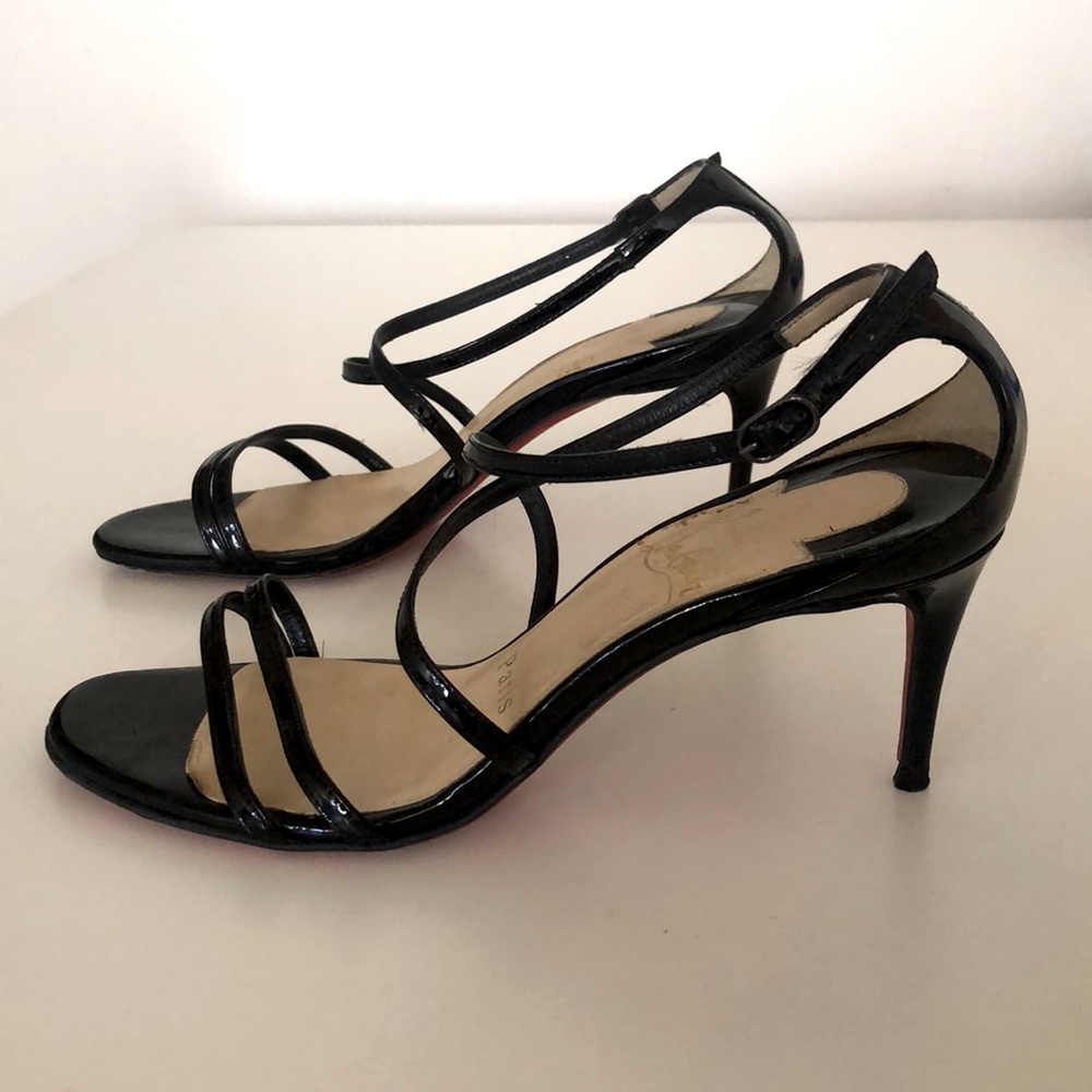 Christian Louboutin Black Patent Leather Gwinee 70 (size 4 / 34)